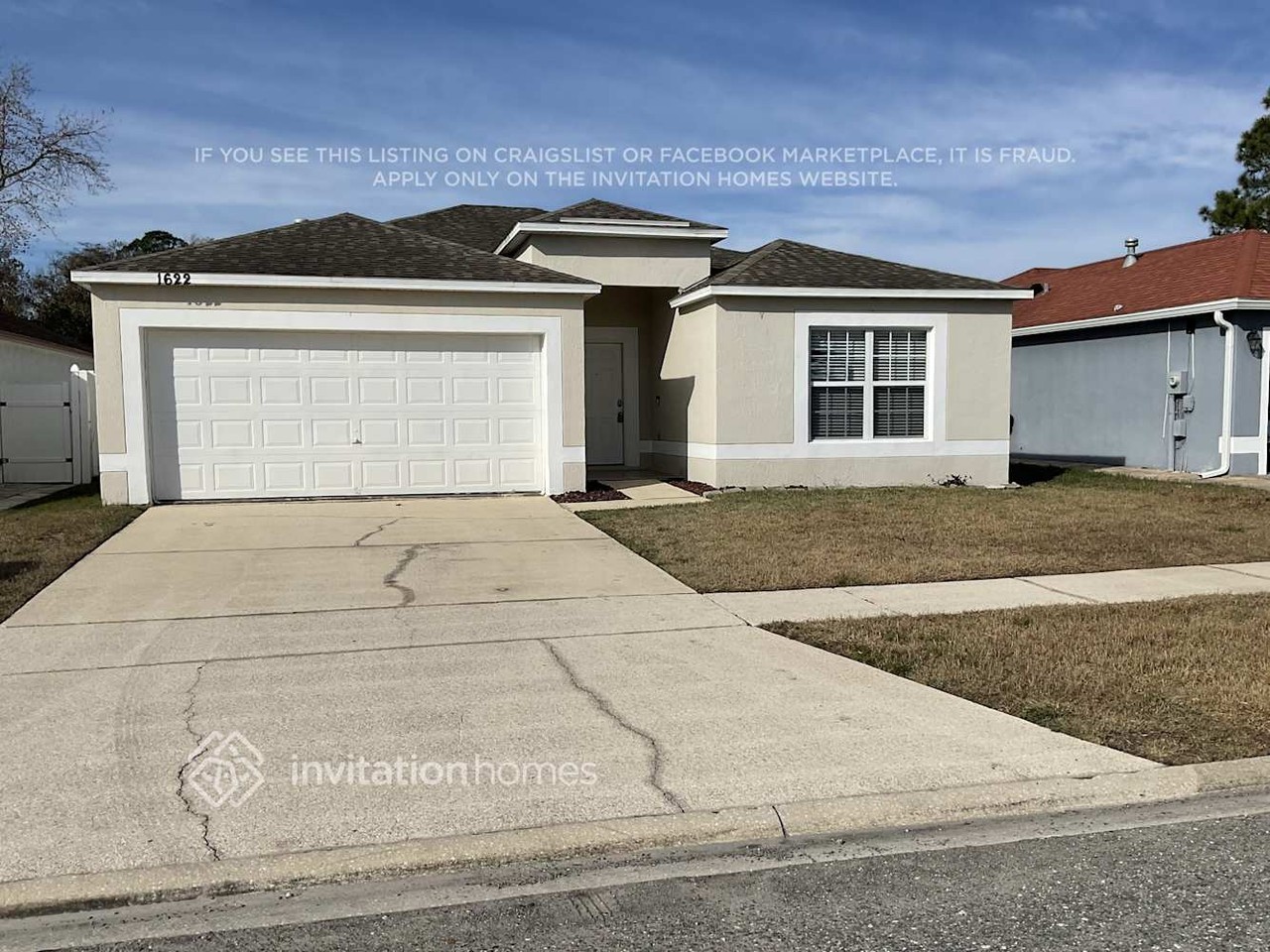 1622 Hudderfield Cir W