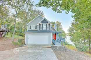 695 Shore Pl - Photo 1 of 1