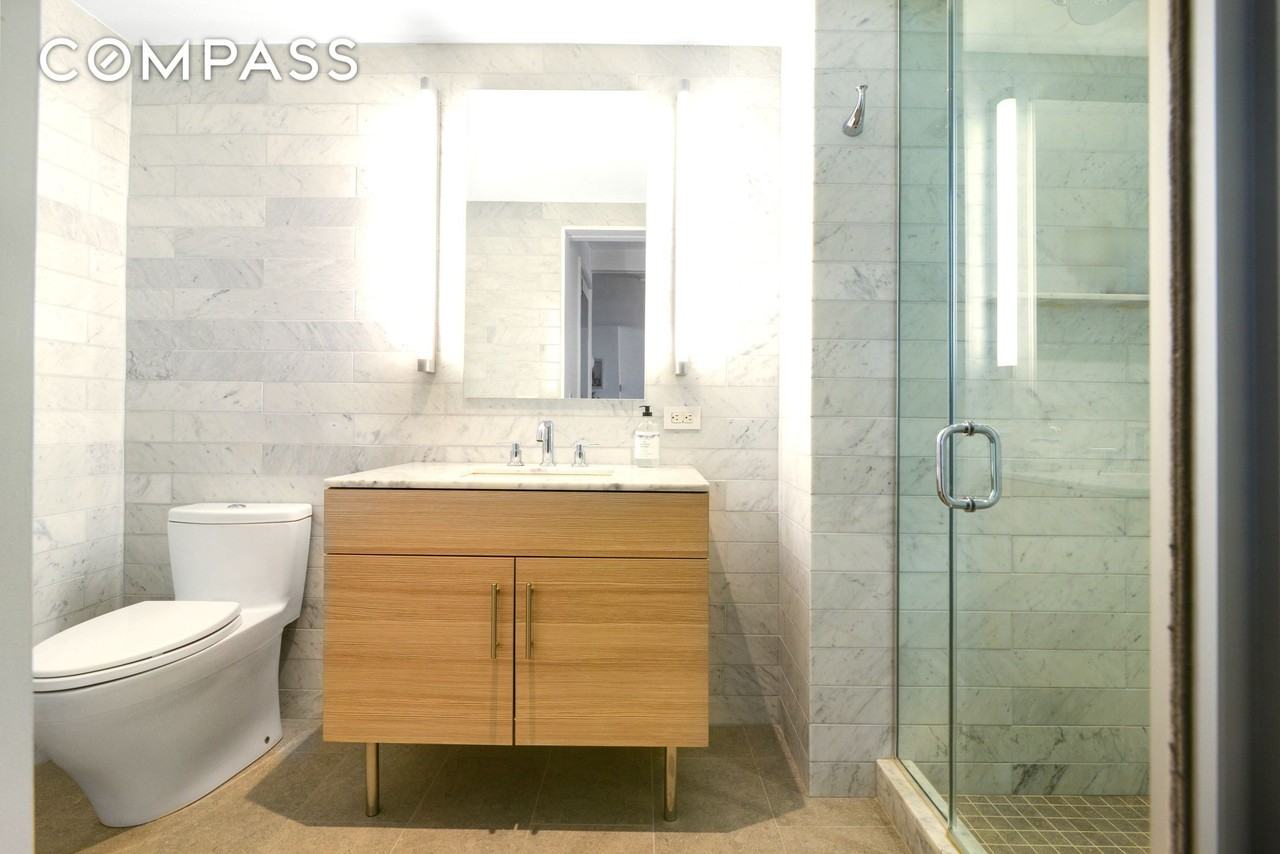 234 E 46th St #1904 - Photo 7 of 24