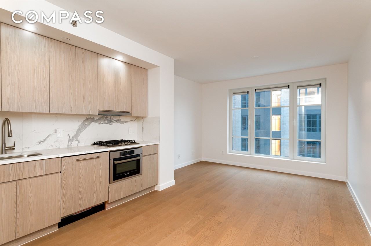 3726 32nd St #5C - Photo 2 of 6