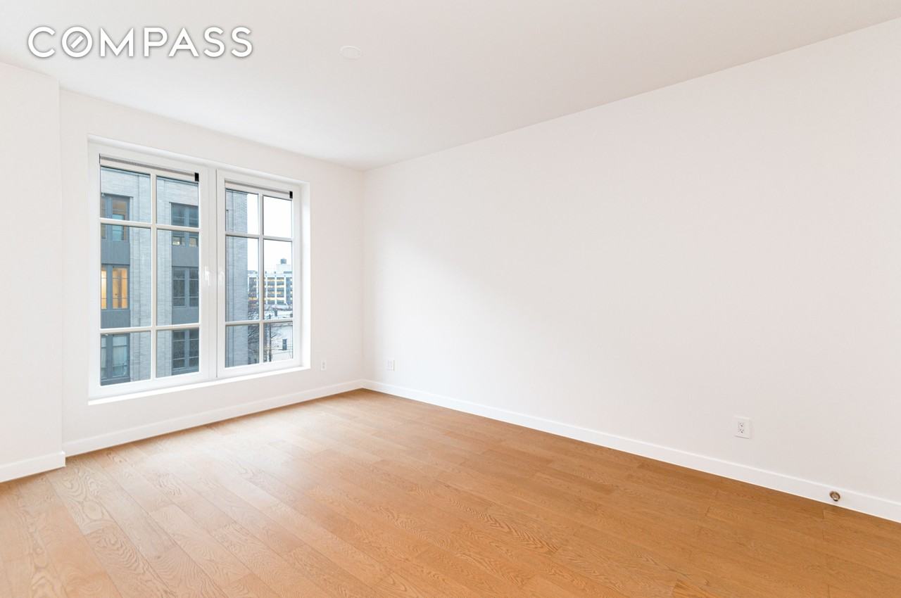 3726 32nd St #5C - Photo 4 of 6