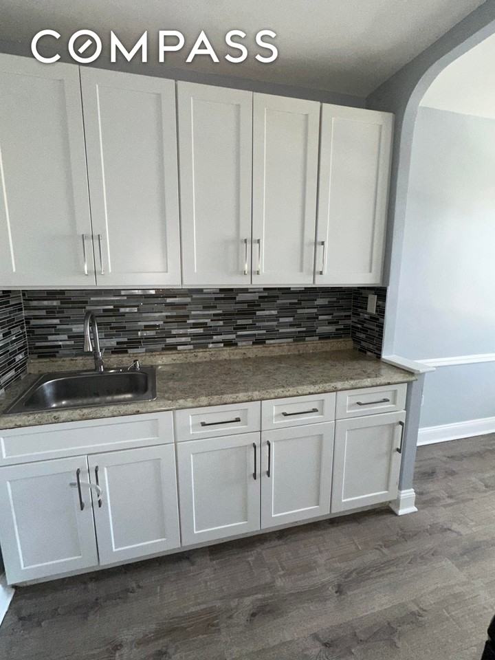 13547 116th St #2 - Photo 3 of 7