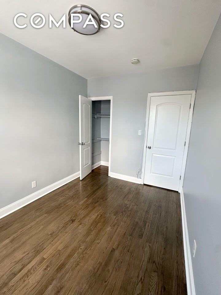 13547 116th St #2 - Photo 5 of 7