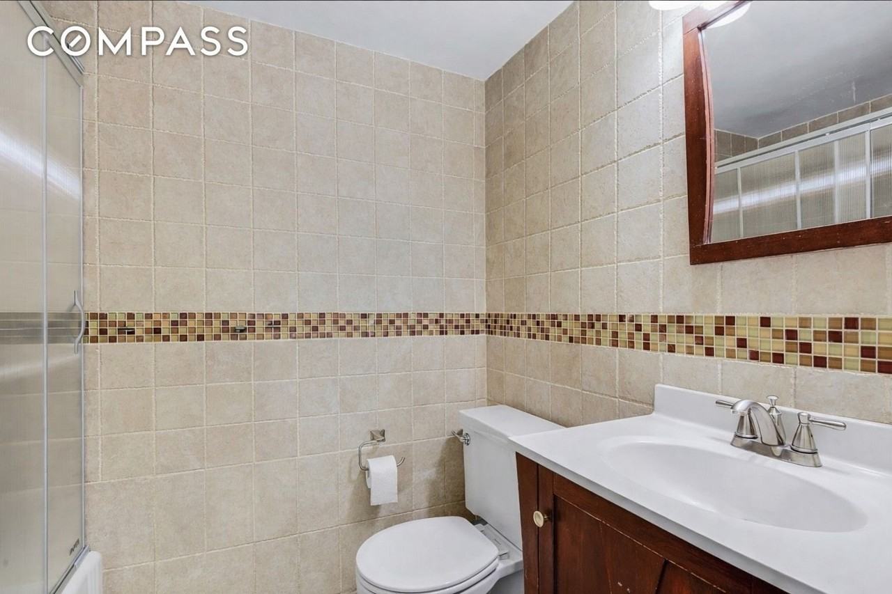 345 E 56th St #3K - Photo 5 of 5