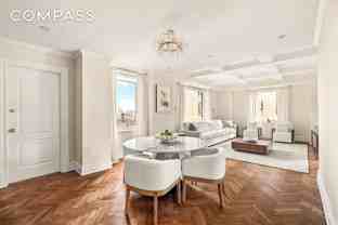 160 Central Park S - Photo 1 of 1