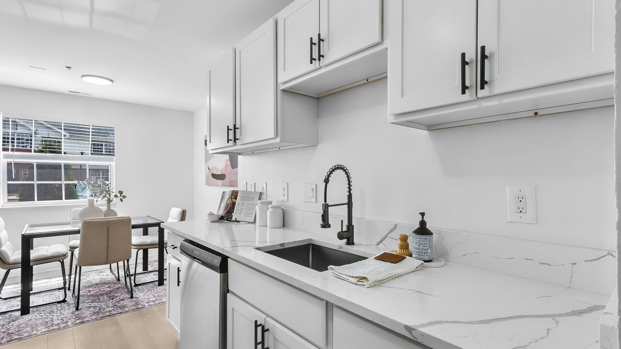 4434 Trumbull-3 #4434-3 - Photo 6 of 26