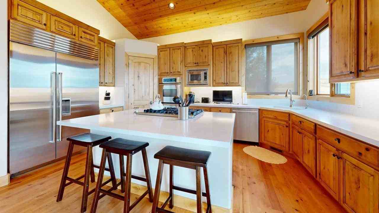 2741 Uintah Ct - Photo 5 of 26