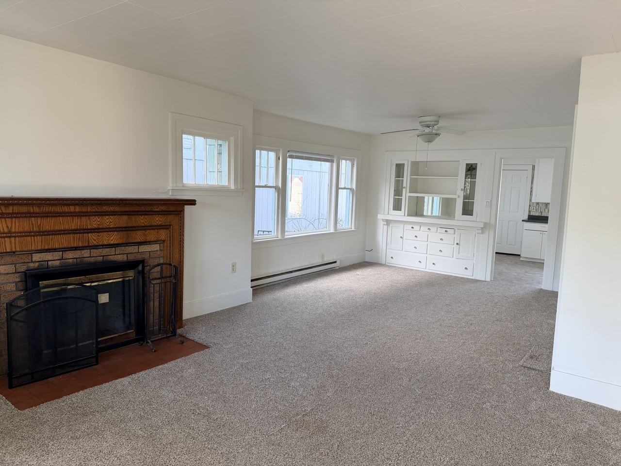 3832 Tacoma Avenue South - Photo 4 of 23