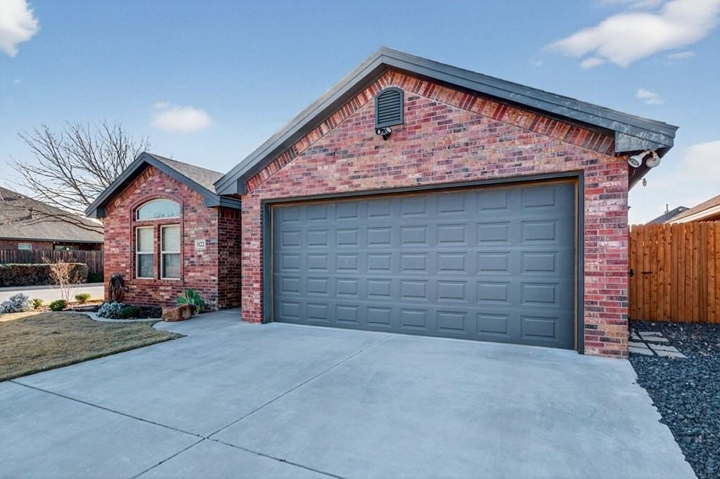 1122 Porterfield Rd - Photo 4 of 50