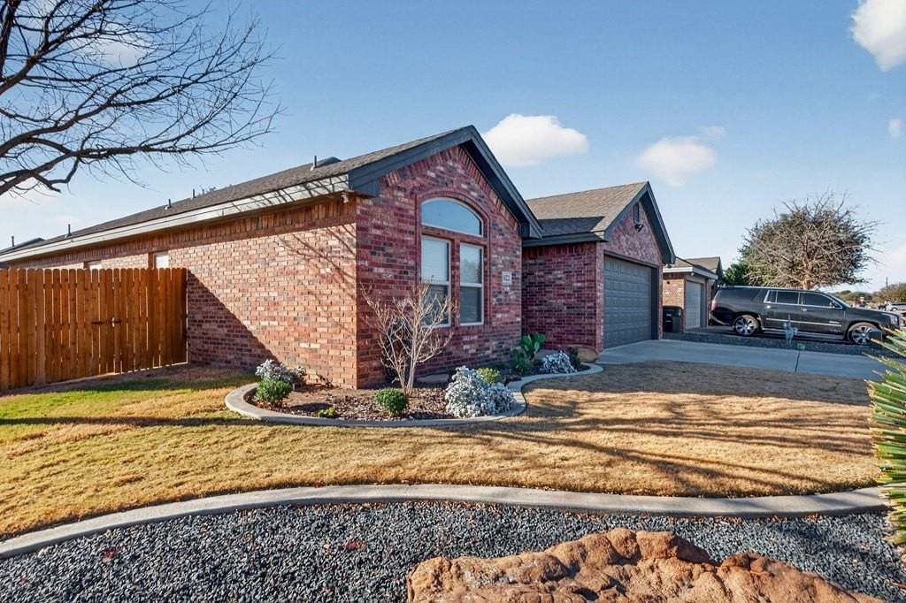 1122 Porterfield Rd - Photo 5 of 50