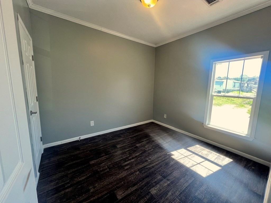 36 Enzor Dr - Photo 2 of 14