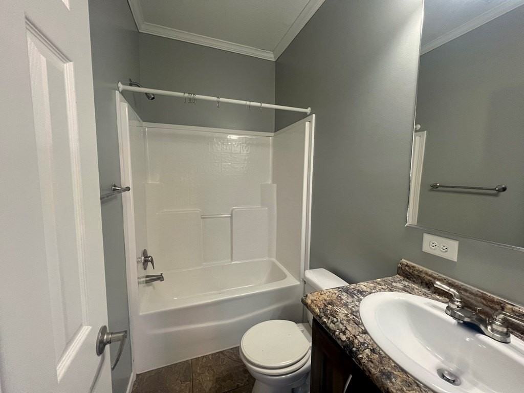 36 Enzor Dr - Photo 3 of 14