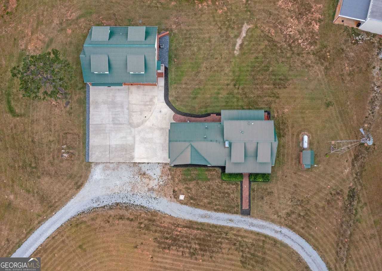 375 Luther Bailey Rd - Photo 4 of 46