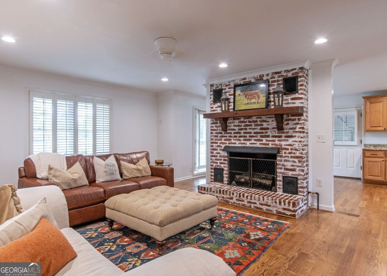 375 Luther Bailey Rd - Photo 7 of 46