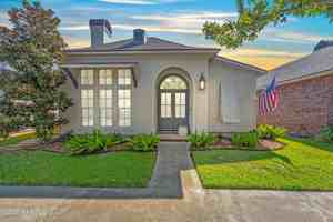 featured image of 415 Harbor Rd