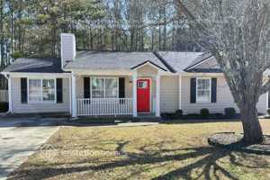 featured image of 6525 Emerald Pointe Cir