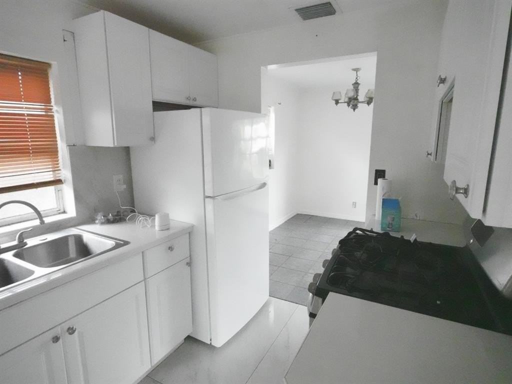 5308 Marcia Pl - Photo 3 of 7