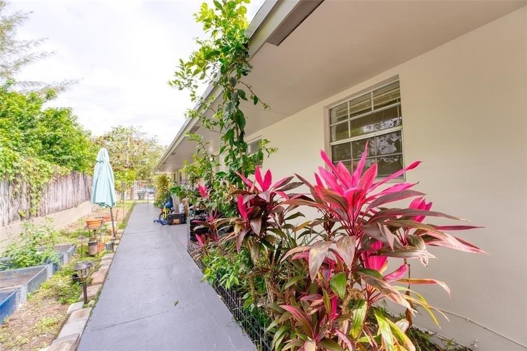 801 Sw 1st St #801 - Photo 3 of 15