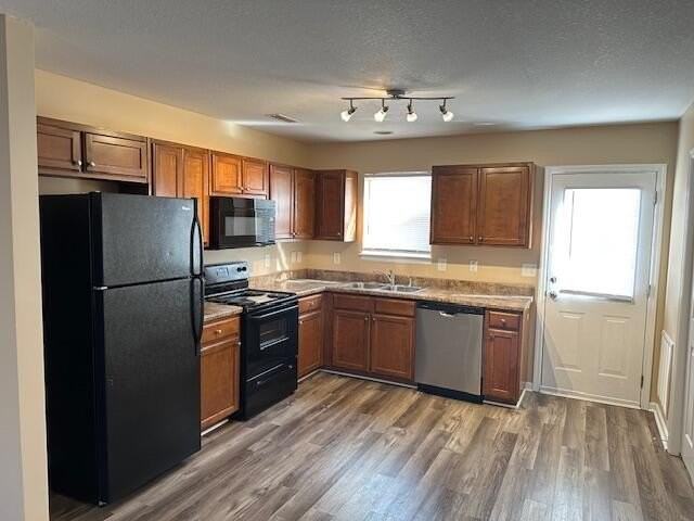 2203 Bower Ln Se - Photo 6 of 15