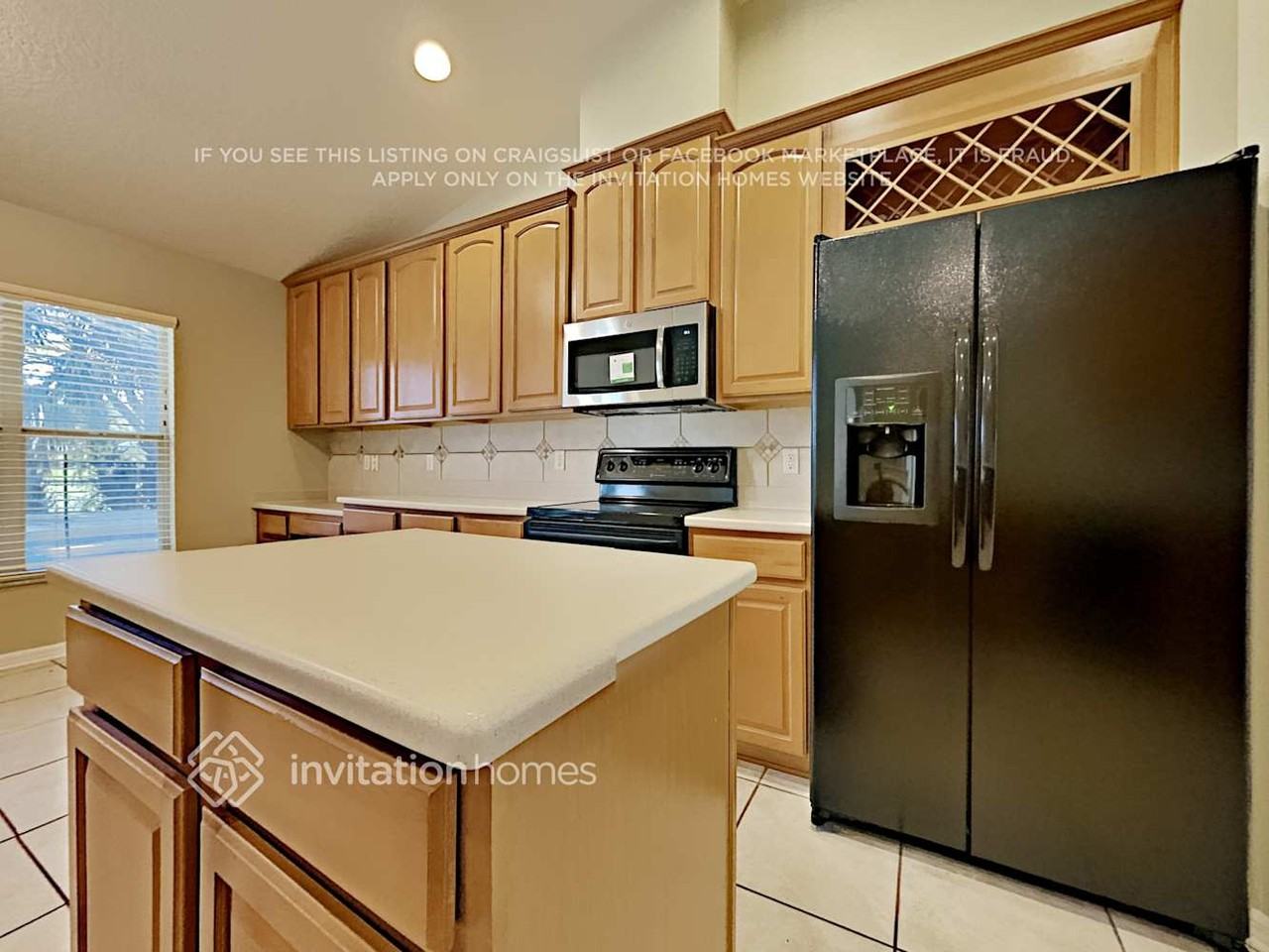 899 Moonluster Dr - Photo 5 of 16