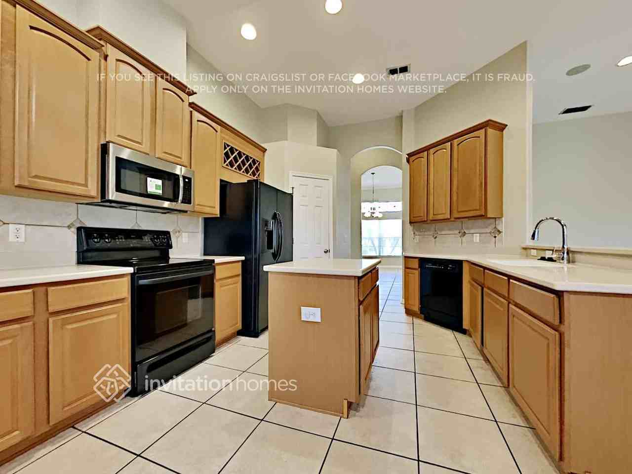 899 Moonluster Dr - Photo 7 of 16