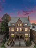 featured image of 701 W Canfield St #1