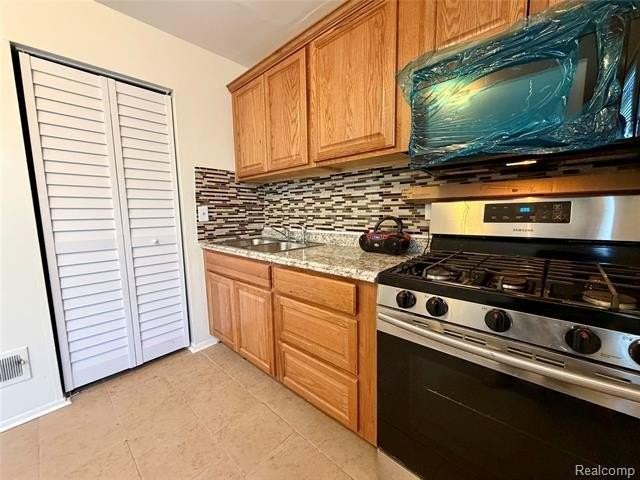 20031 Hubbell St - Photo 5 of 8