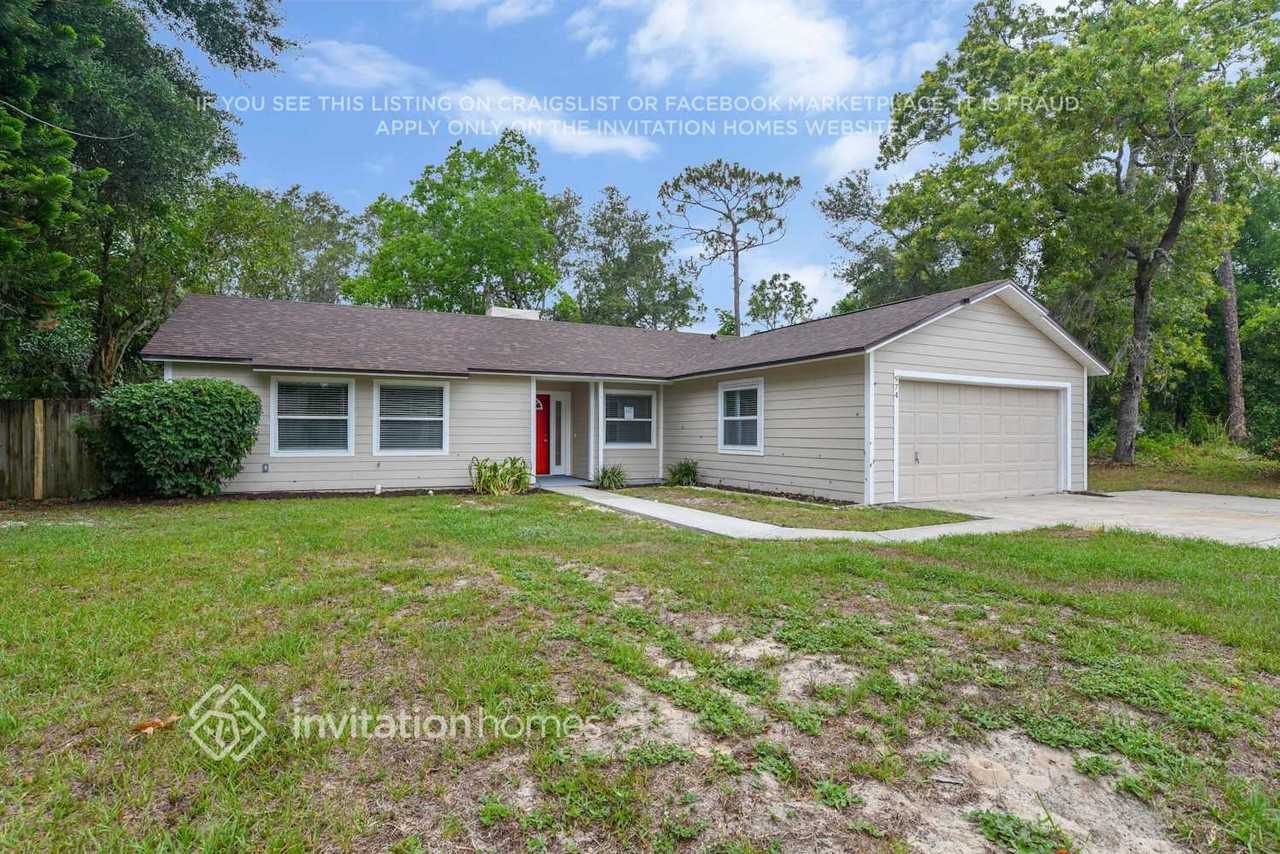 974 Treadway Dr - Photo 2 of 15