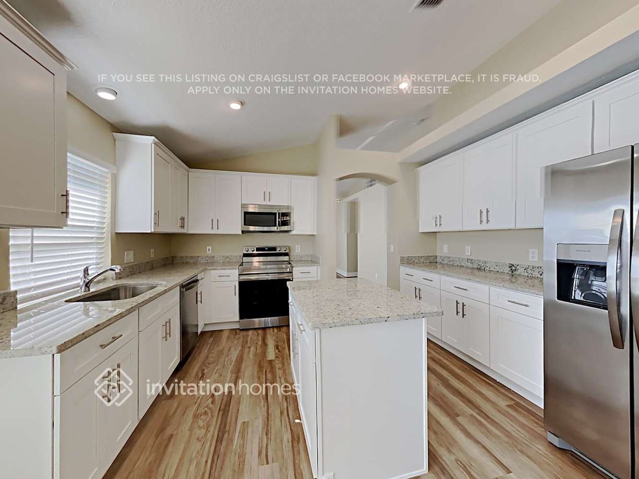 1228 Foxridge Pl - Photo 6 of 17