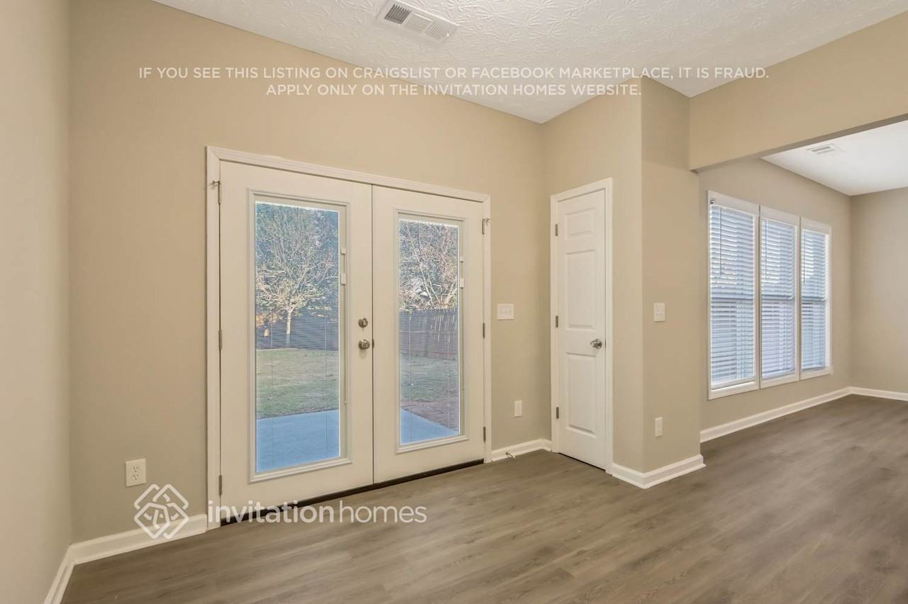 212 Winterbury Dr - Photo 6 of 25