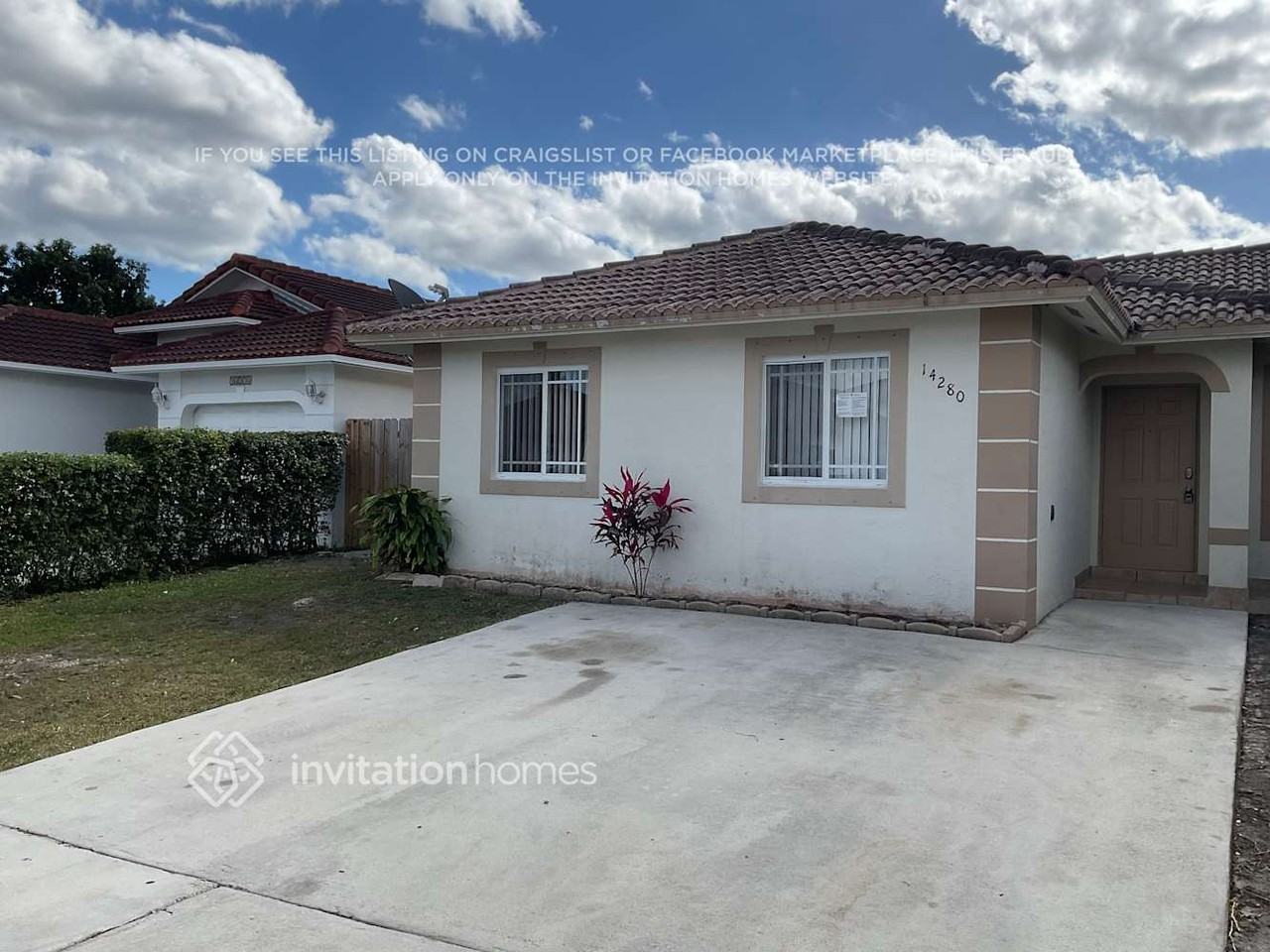 14280 Sw 177th Ter - Photo 2 of 18