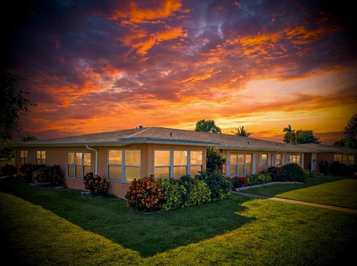 270 High Point Blvd #A - Photo 5 of 44