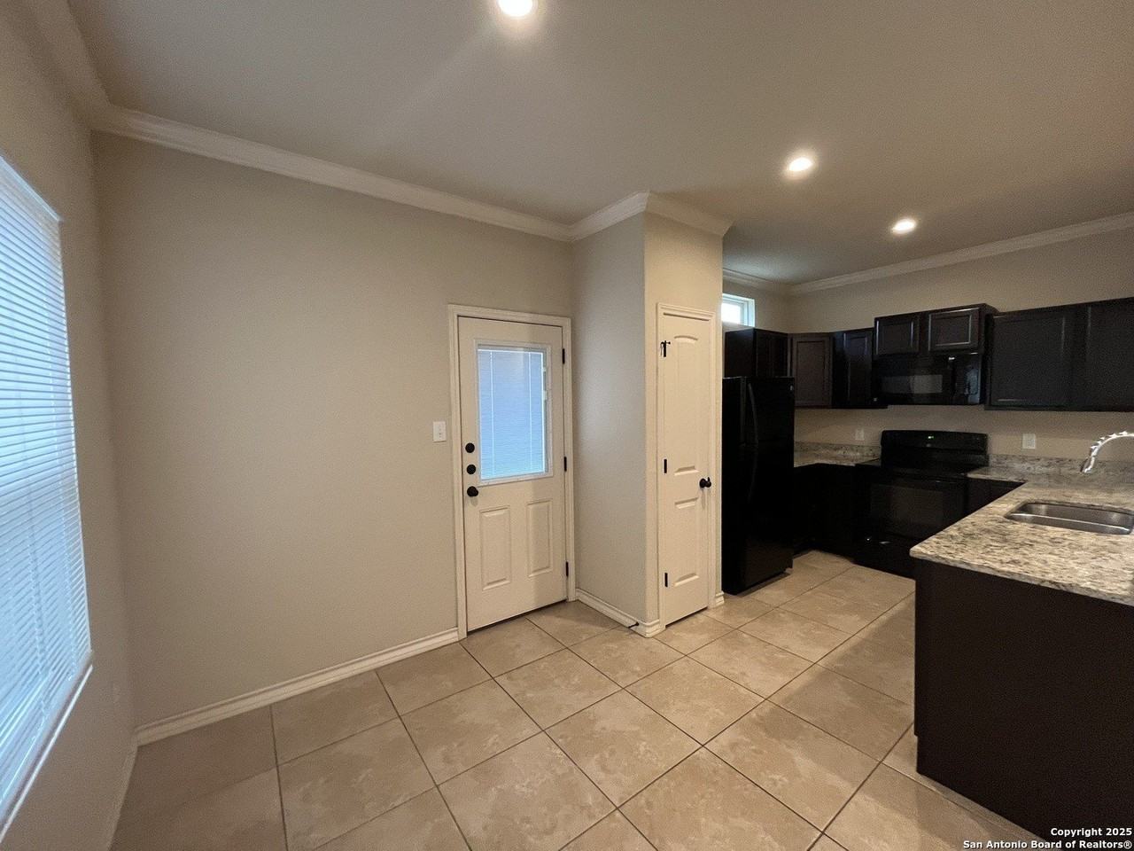 6635 Mia Way Unit 101 #101 - Photo 7 of 30