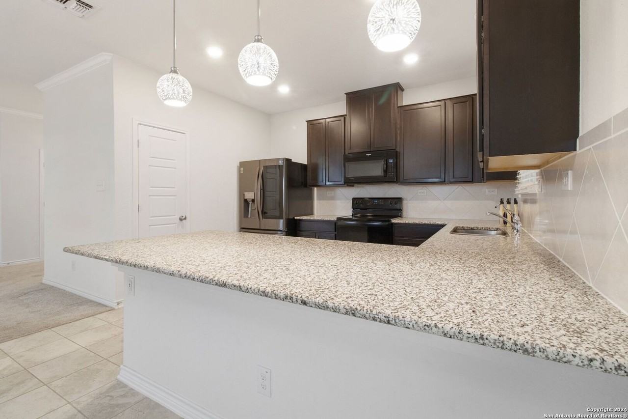 2634 Lake Horizon - Photo 6 of 17