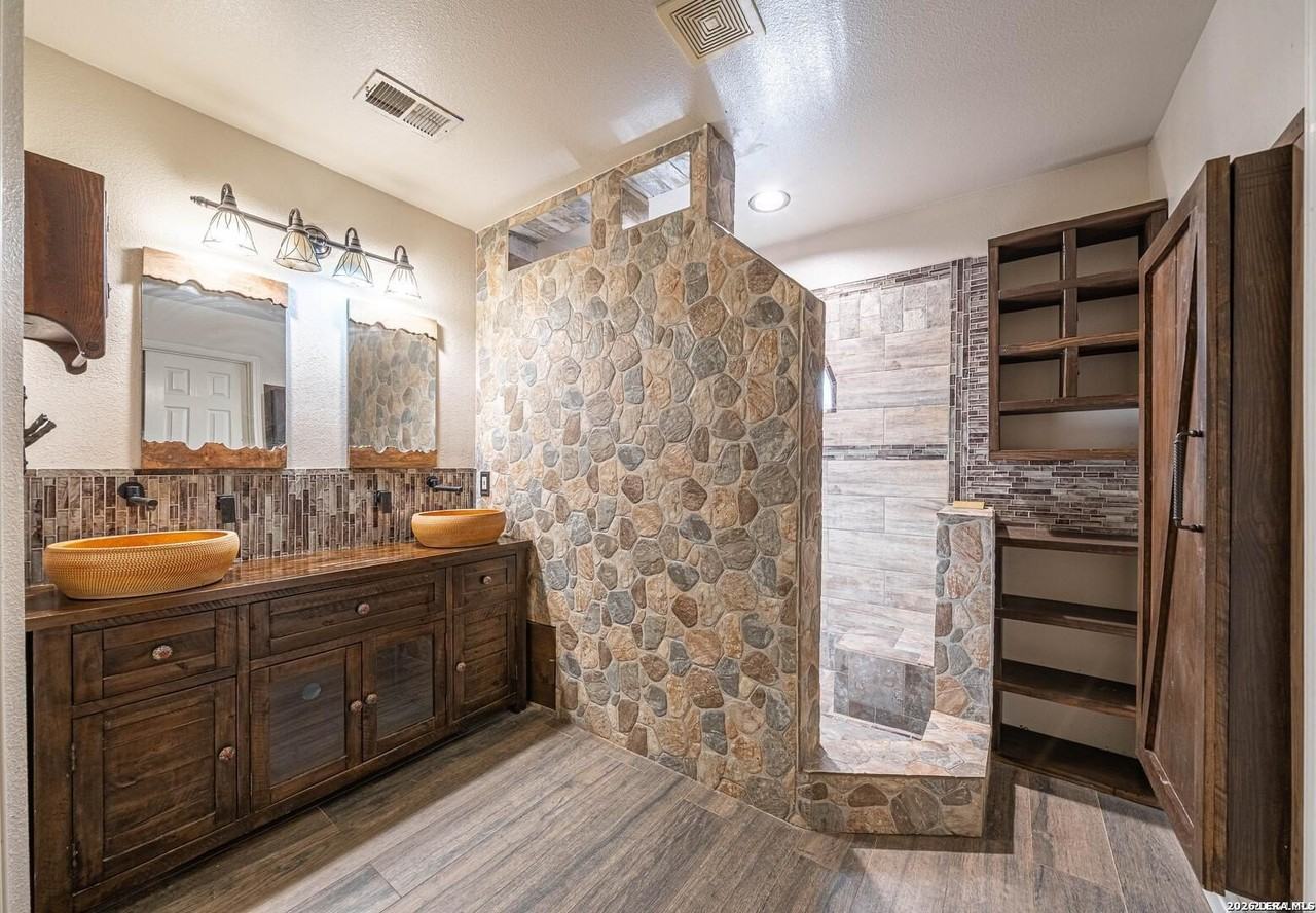 3625 Sumter Glade - Photo 7 of 31