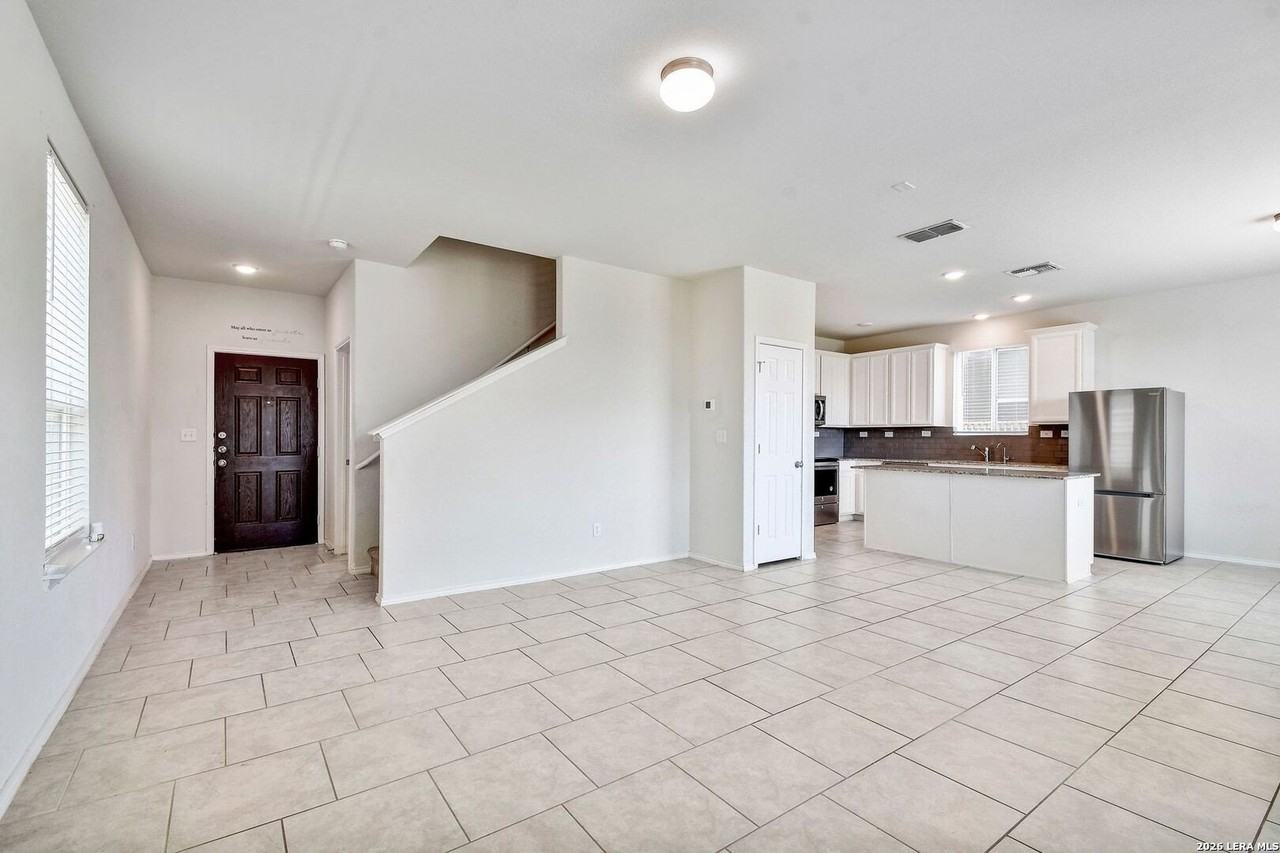 10370 Dunlap - Photo 4 of 25