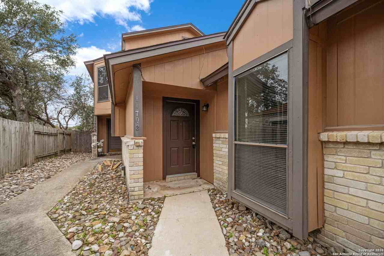 11703 Whisper Valley St - Photo 4 of 27