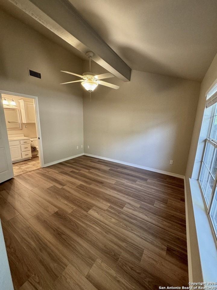 143 Oak Grove Dr - Photo 5 of 15