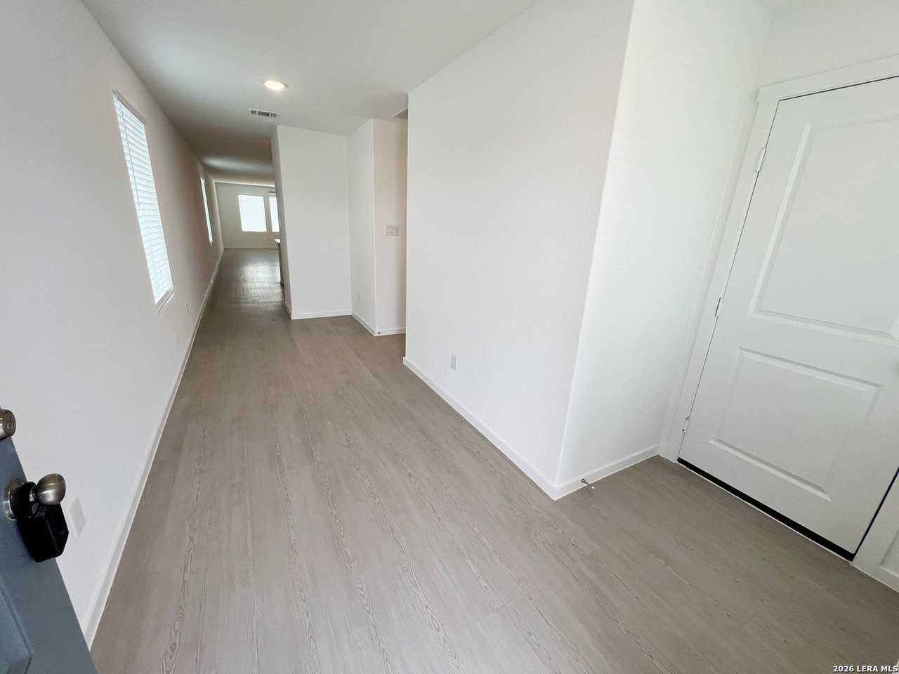 1543 Tip Top Mdw - Photo 2 of 28