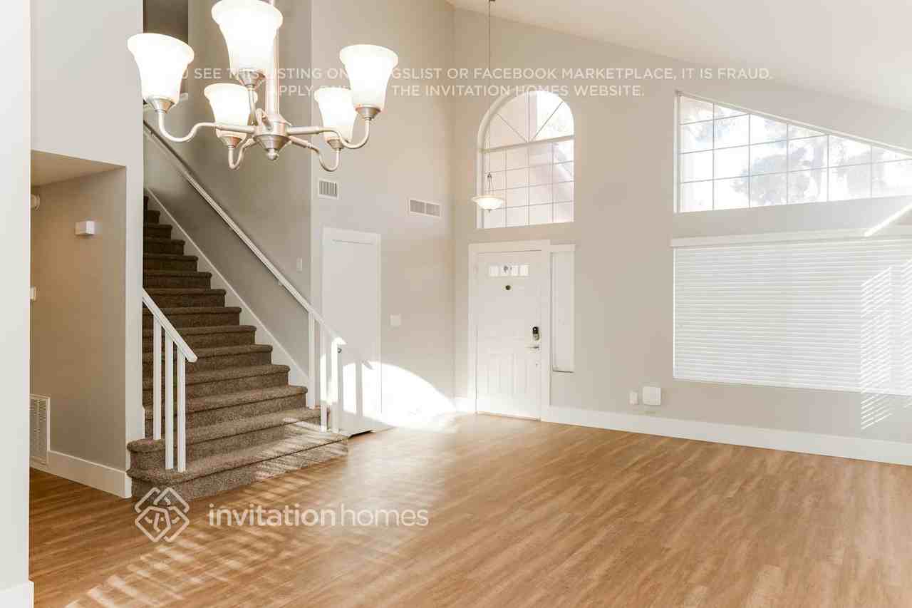 1415 Heather Ridge Rd - Photo 4 of 13