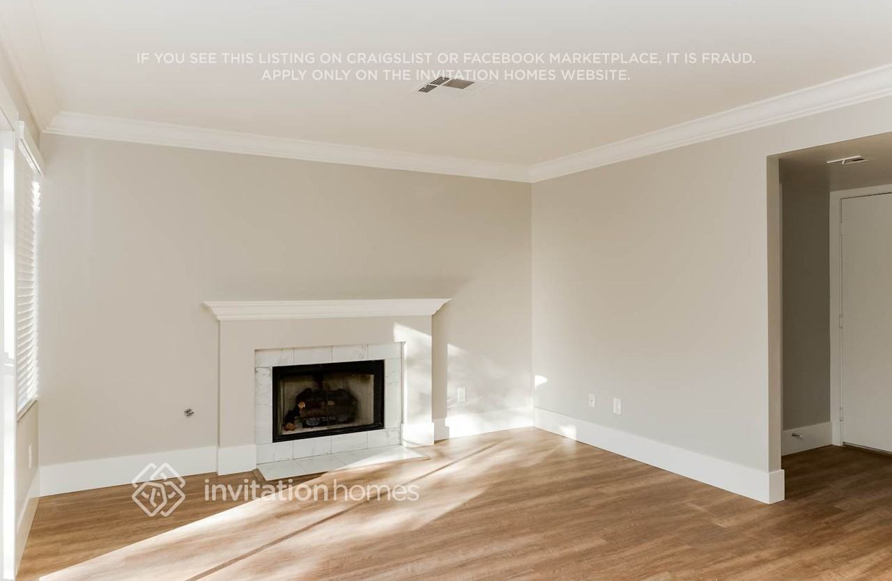 1415 Heather Ridge Rd - Photo 6 of 13