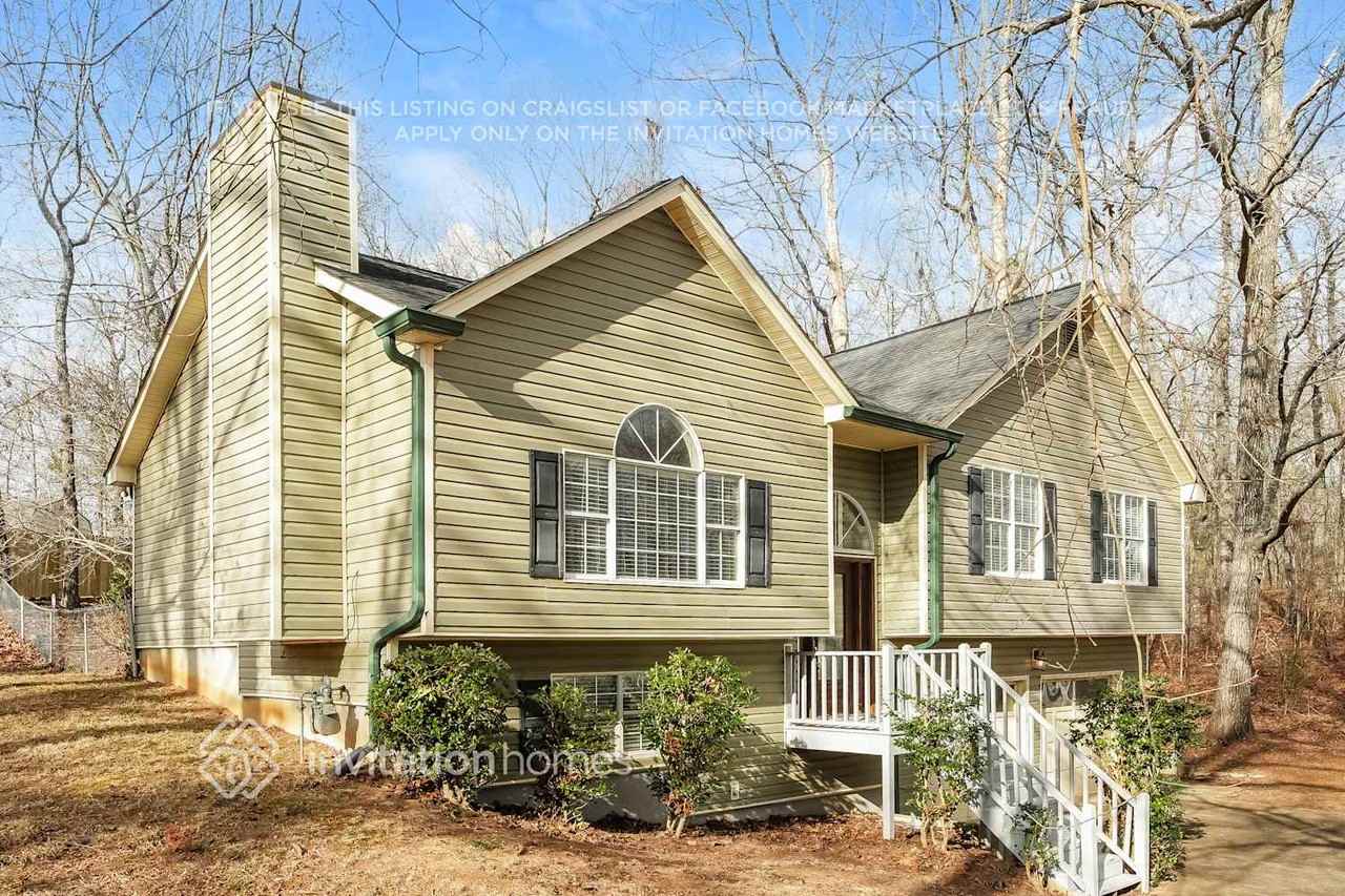 4691 Sterling Pointe Ct - Photo 4 of 18