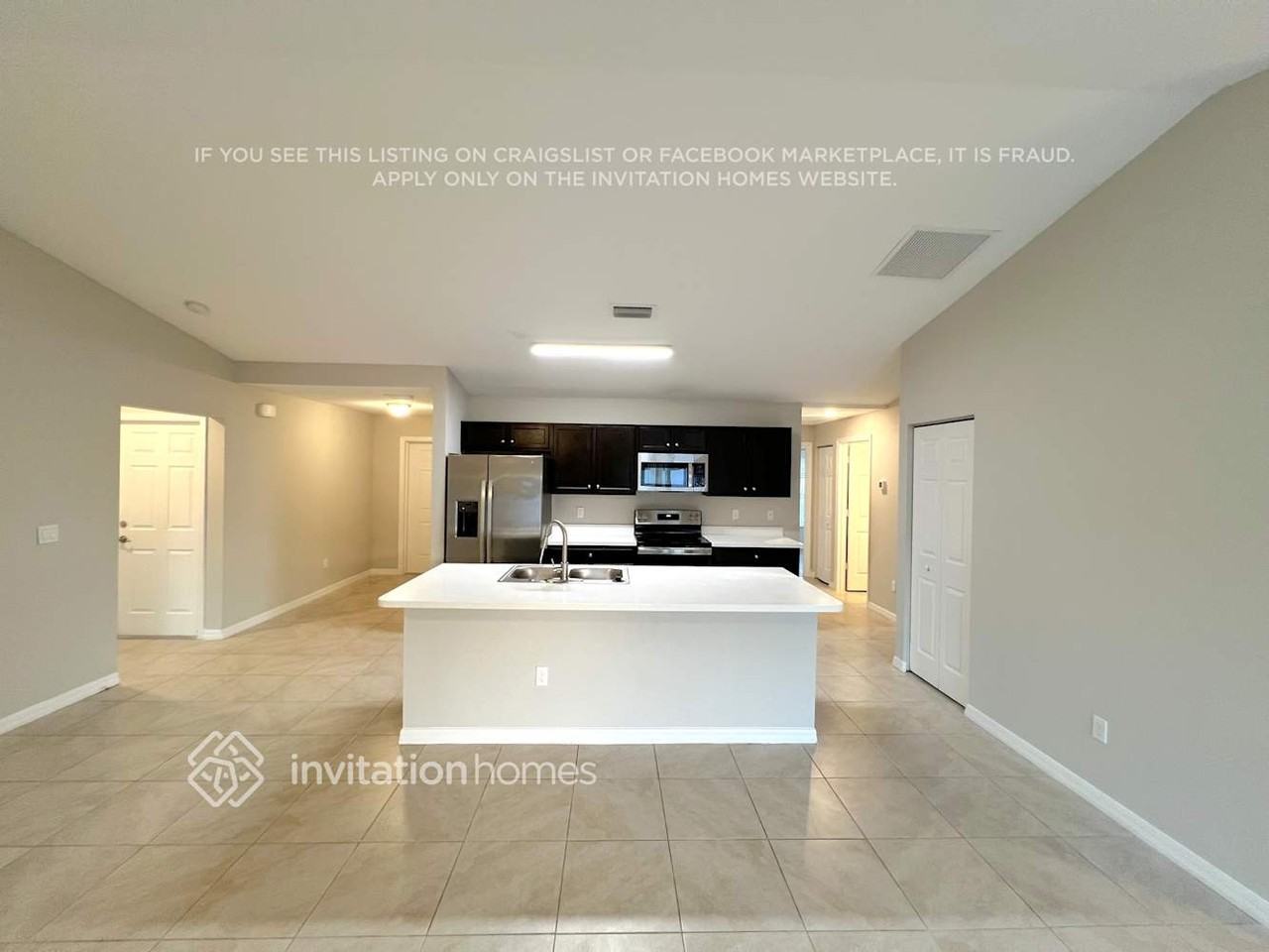 2058 Sw Quarry St - Photo 4 of 16