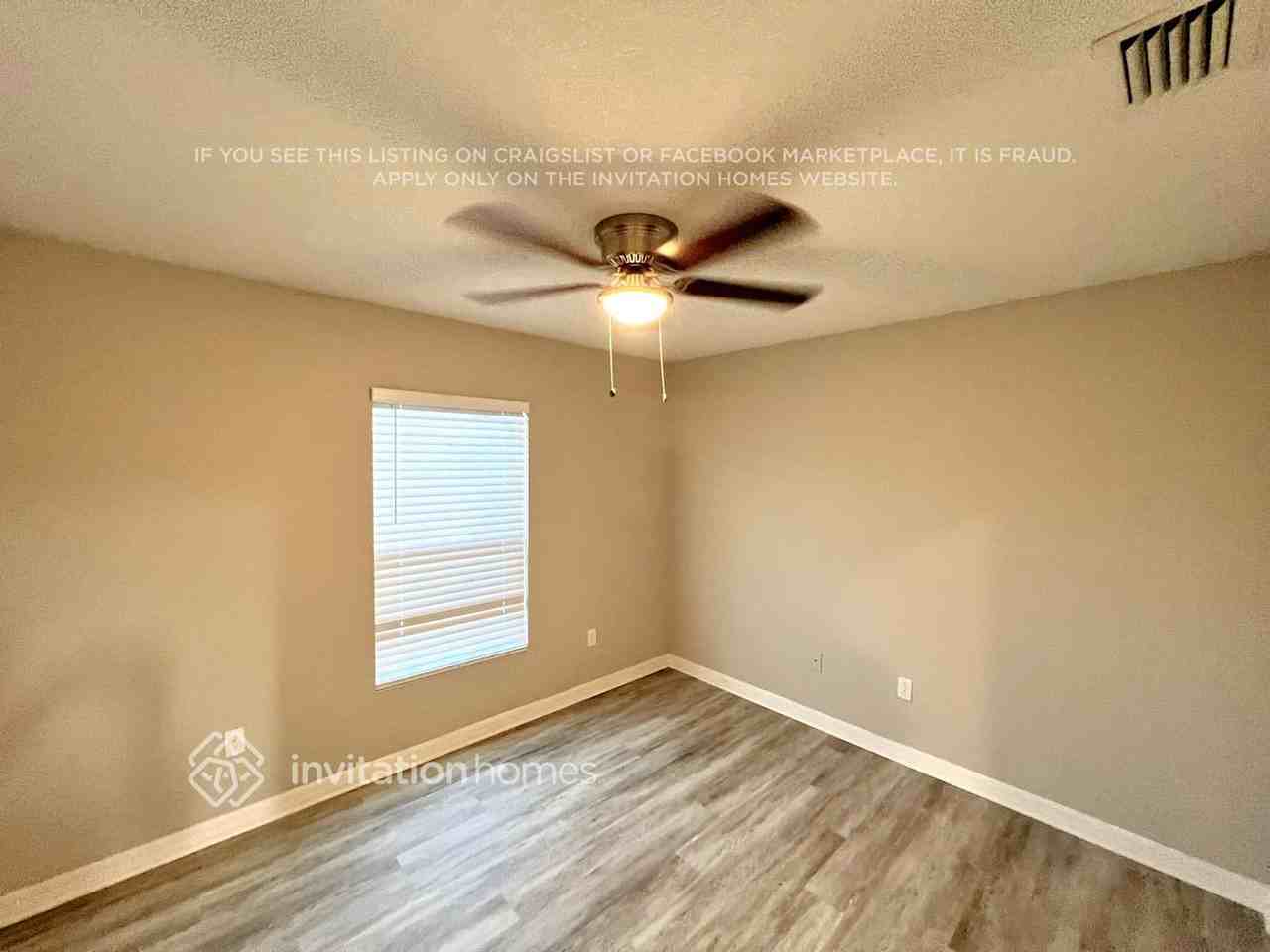 2058 Sw Quarry St - Photo 7 of 16