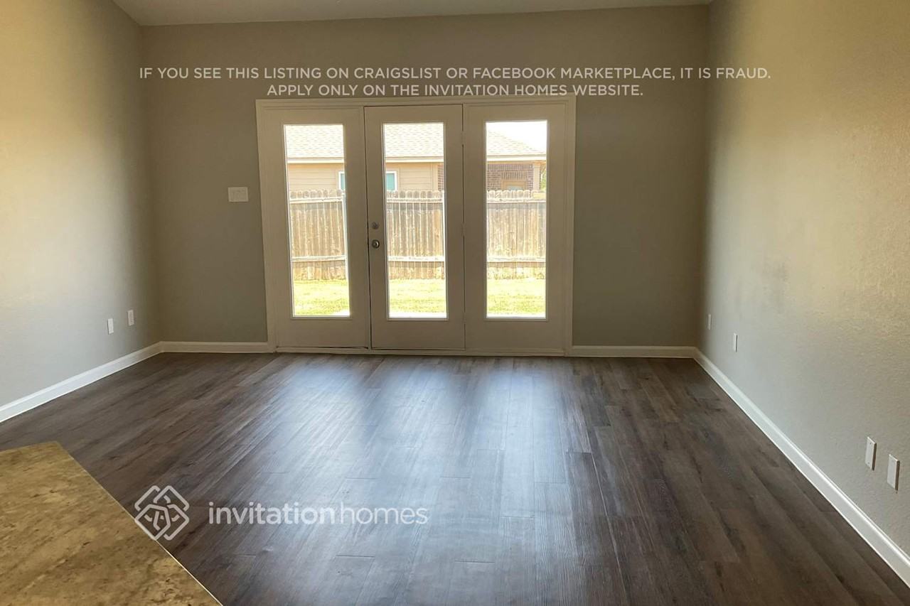 1716 Twin Hills Way - Photo 4 of 19