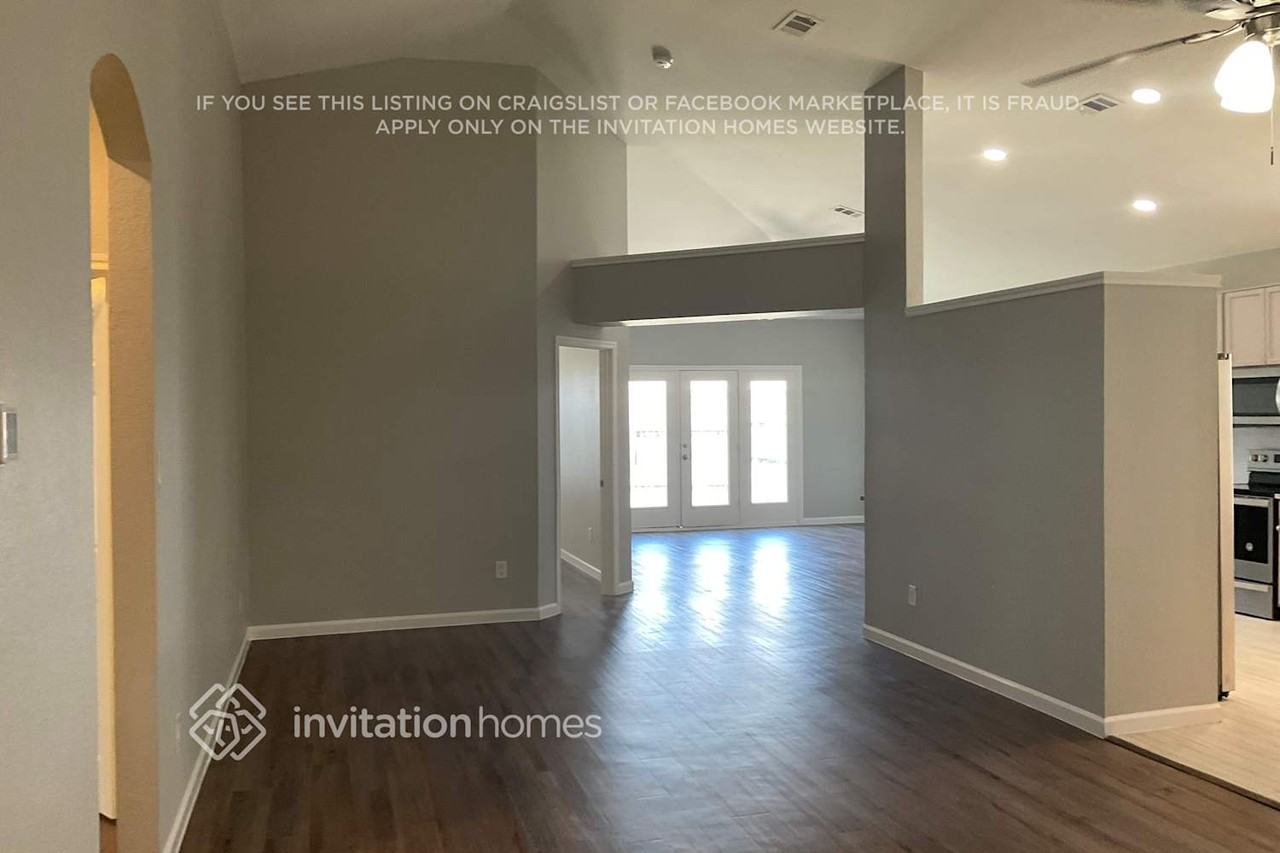 1716 Twin Hills Way - Photo 5 of 19