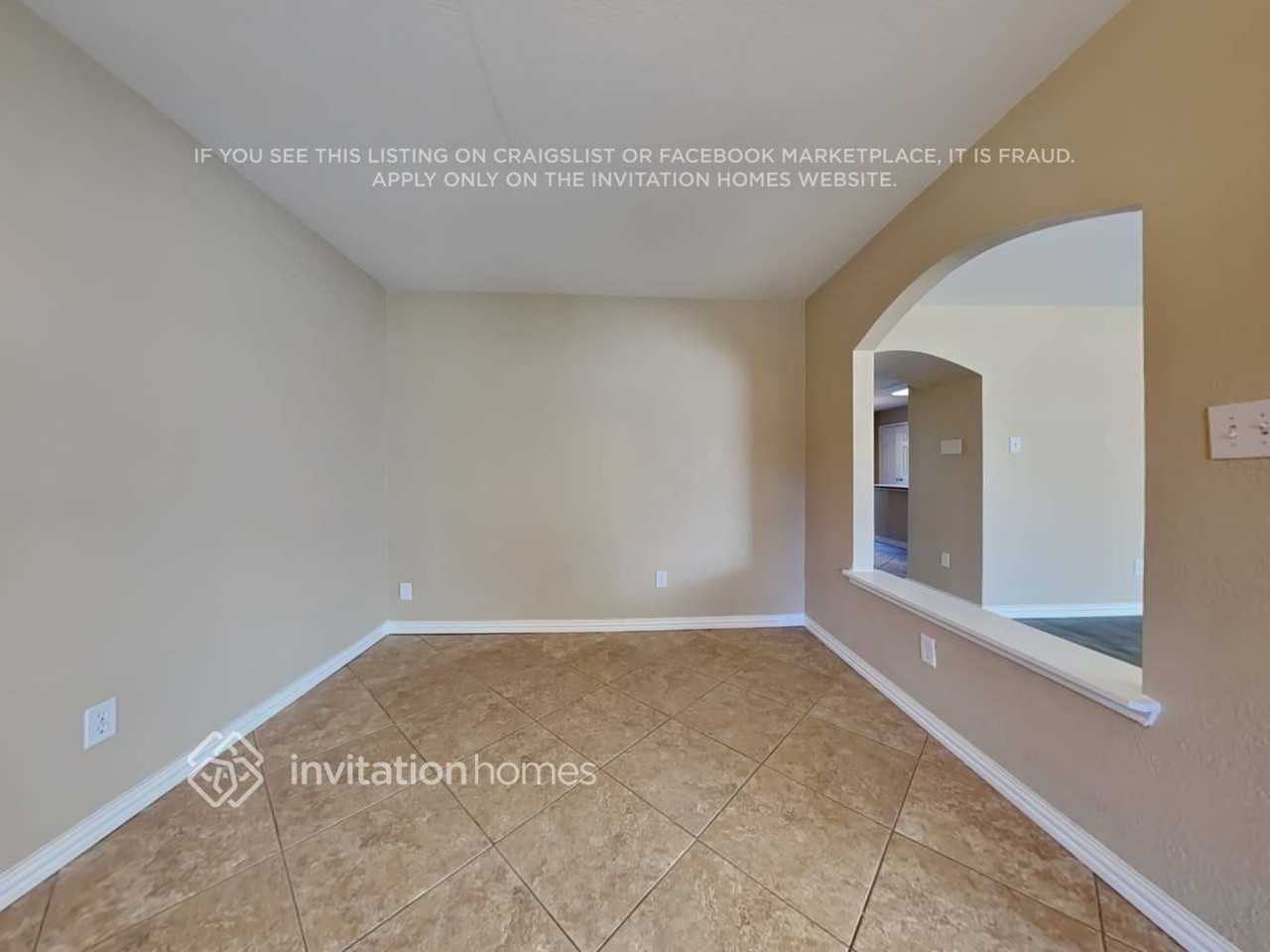 2042 La Salle Trl - Photo 7 of 25