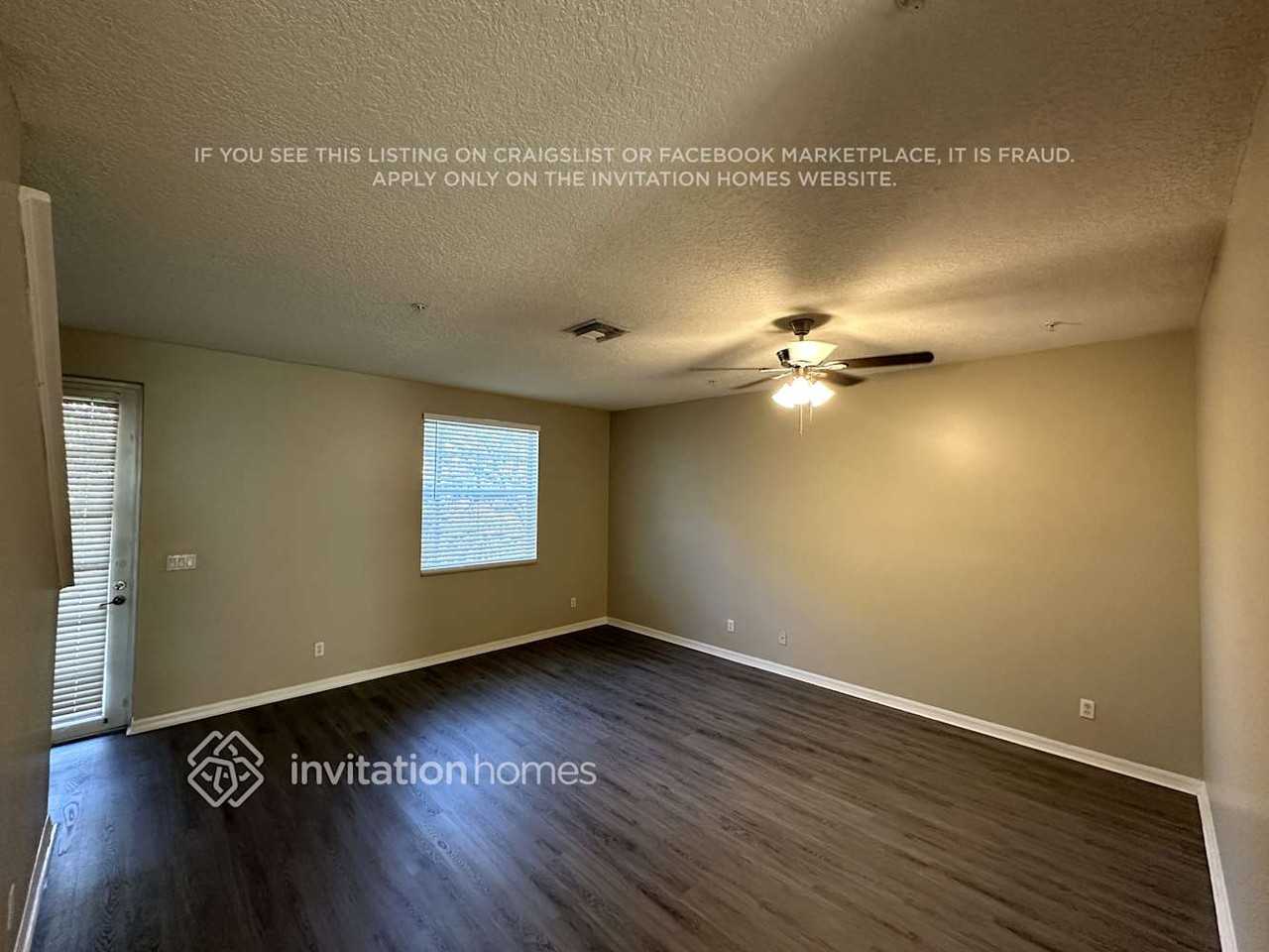 1558 Grande Cull Way - Photo 5 of 15