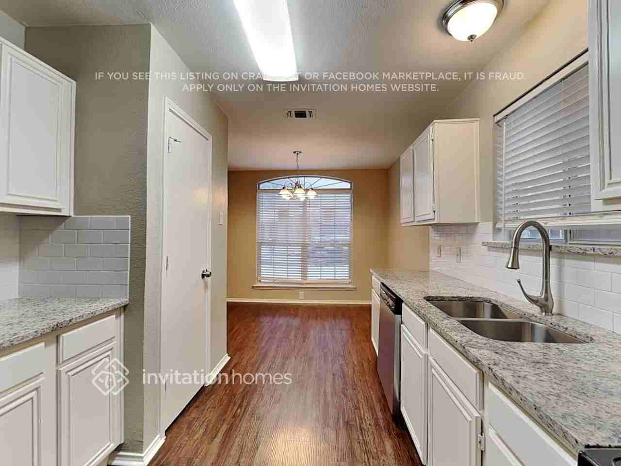 214 Arabian Ln - Photo 6 of 13