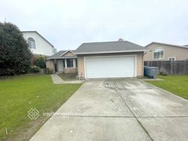featured image of 449 Topsail Dr